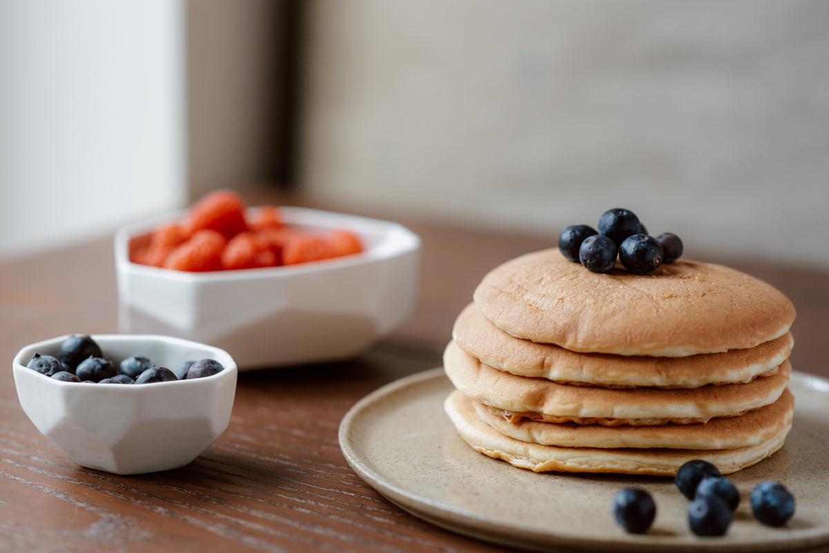 Boekweitpannenkoekjes met blauwe bessen